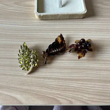 나뭇잎 모양 브로치 3개 세트