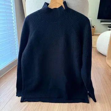 UNIQLO +J 프리미엄 라무 케이블 하이넥 스웨터 네이비 L