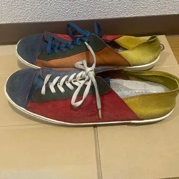 니치. 컬러풀 스웨이드 스니커즈