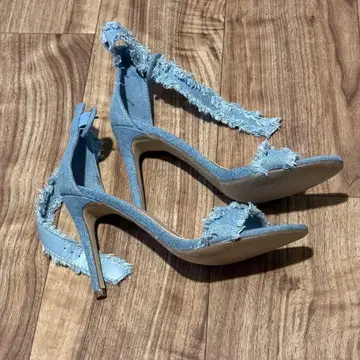 프린지 장식 라이트 블루 하이힐 7.5