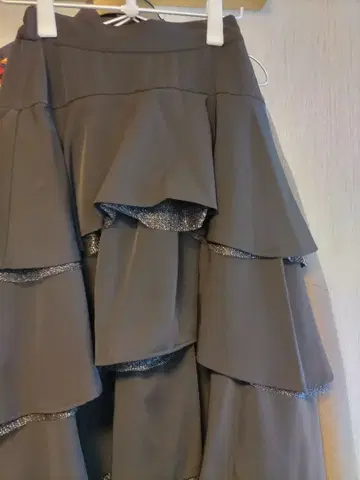 HARE 라메 메쉬 캉캉 스커트 블랙