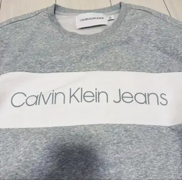 Calvin Klein Jeans 그레이 맨투맨