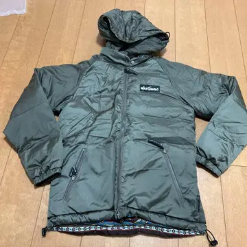 와일드 띵스 다운 자켓 후드 부착 리버서블