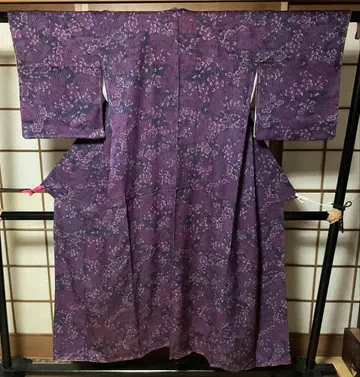 보라색 꽃무늬 코몬 1232