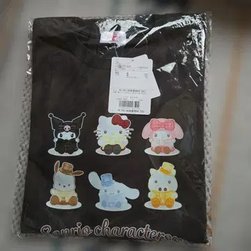 산리오 콜라보 트레이닝복 F 사이즈