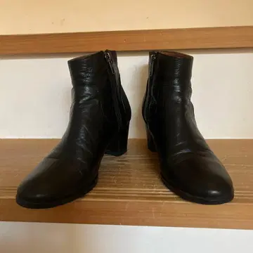 숏부츠 마가렛호웰