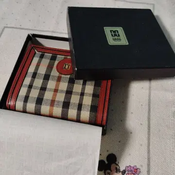 닥스 접이식 지갑 체크