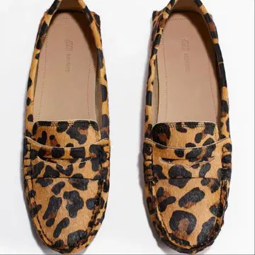 H&M 가죽 송치 레오파드 무늬 로퍼 24.5cm 새상품