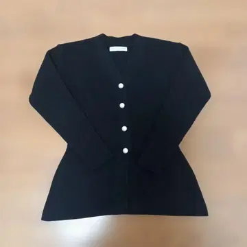 엠프리미어 펄 니트