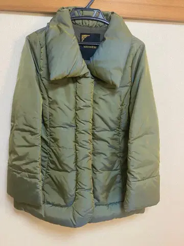 KRYDDERI 올리브 그린 다운 자켓