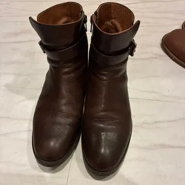 마가렛호웰 숏부츠