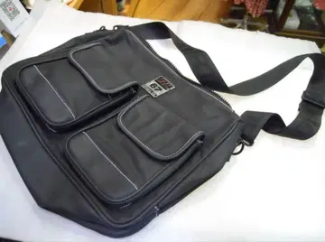 90s polo sport 숄더백 블랙