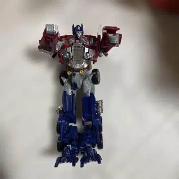 트랜스포머 옵티머스 프라임 피규어