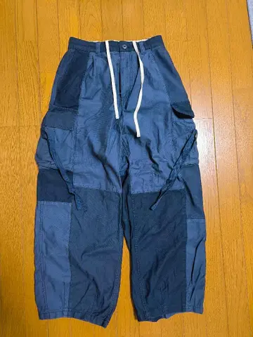 니코앤드 NK25 네이비 계열 패치워크 카고 팬츠