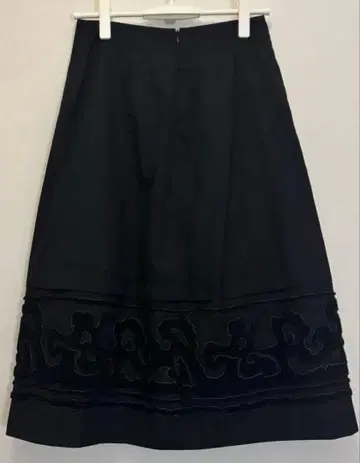 HIROKO KOSHINO 자수 플레어 스커트 블랙 사이즈 38
