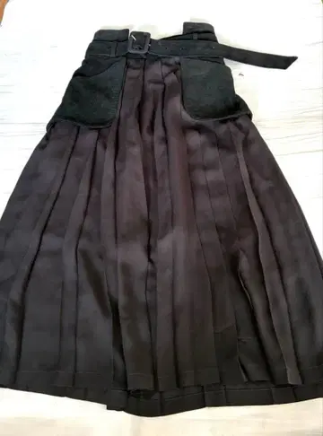 새상품급 PAMEO POSE 플리츠 스커트 코듀로이 S 블랙