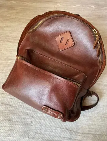 HERZ 데이팩 M 사이즈