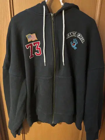 SANTA CRUZ 다크 그레이 풀집업 후드티