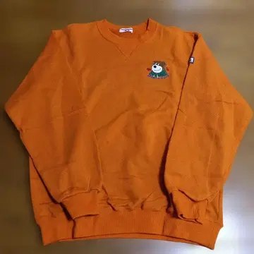 [ 미사용품 ] MIKIHOUSE 미키하우스 자수 맨투맨 사이즈 M