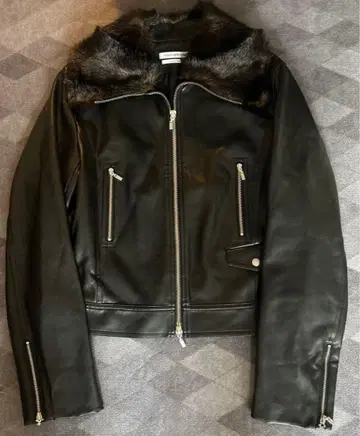 새상품급 FOXEY NEW YORK 블랙 가죽 라이더 자켓 사이즈 40