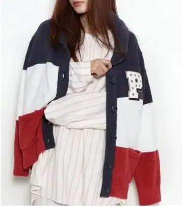 택 포함 새상품 젤라또피케 숄카라 가디건 모코모코 룸웨어