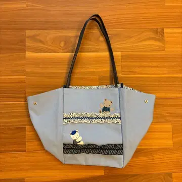 패밀리아 봄의 패밀리아 쇼 2023 리버티 토트백 스카이블루