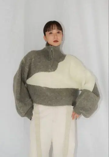 KnuthMarf 하프 집 바이컬러 니트