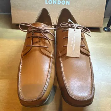 KATHARINE HAMNETT LONDON 모카신 레이스업 슈즈