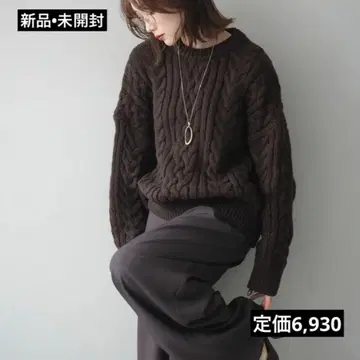 [ 정가 6,930 ] 볼륨 케이블 니트 스웨터 브라운 [ 새상품 ]