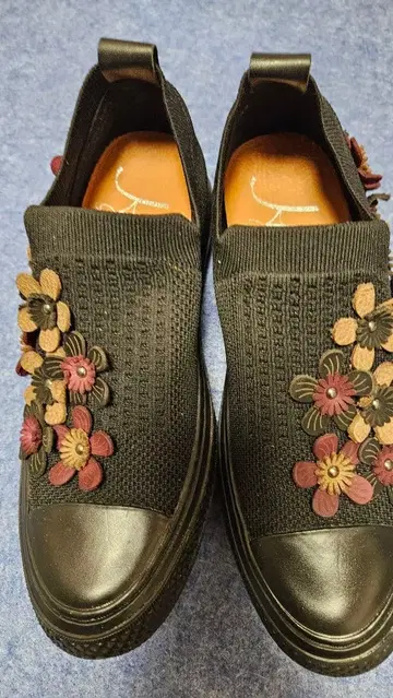 히나 그린 라벨 귀여운 23.5 새상품급