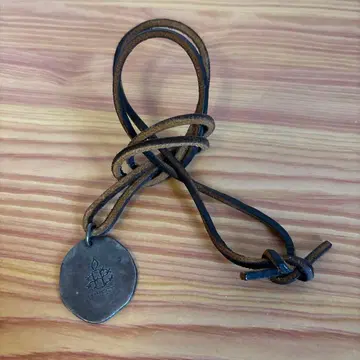아무네스티 AMNESTY 목걸이 펜던트 가죽 빈티지