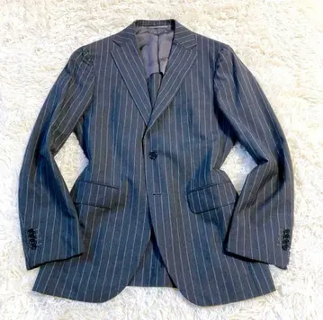 BEAMS F 차콜 그레이 스트라이프 수트 46