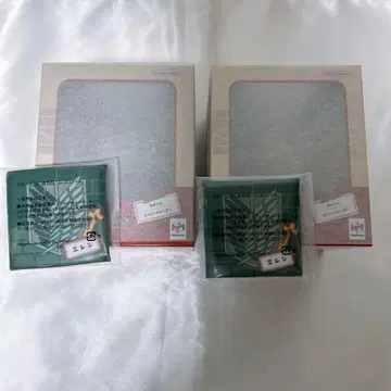 진격의 거인 엘렌 룩업 메가하우스 특전 포함 좌탁