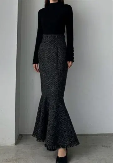 Louere 라메 트위드 프린지 머메이드 스커트