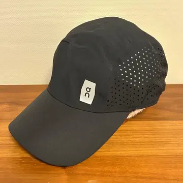 [새상품급] On LIGHTWEIGHT CAP 블랙