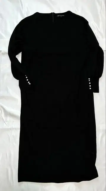 23구 블랙 니트 원피스 긴팔 버튼 포함