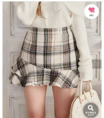 언밸런스 밑단 미니 스커트 NICE CLAUP