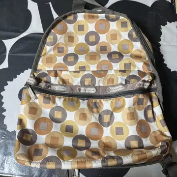 원형 패턴 럭색/백팩