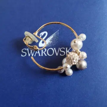 SWAROVSKI 이어링 한쪽 귀