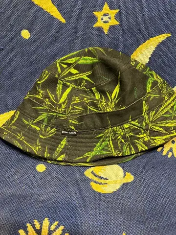 GRAND SCHEME 버킷 햇 나뭇잎 패턴