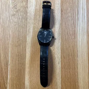 Emporio Armani 손목시계 블랙