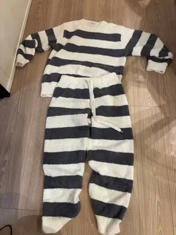 젤라또피케 남성용 상하의 세트