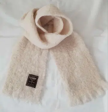 만타스 에스카라이 MANTAS ESCARAY 모헤어 혼방 머플러 화이트