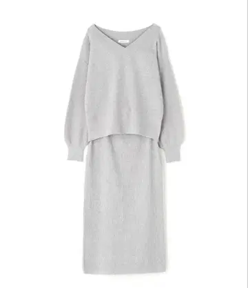 내추럴 뷰티 베이직 V넥 형태 니트 셋업