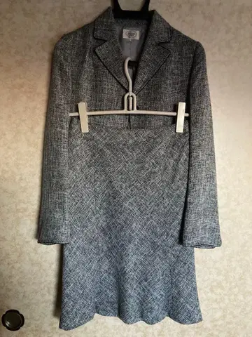 그레이 계열 트위드 정장 세트