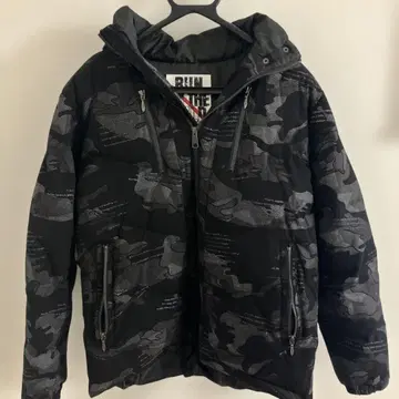 RUN ON THE WILD 카모플라쥬 다운 자켓