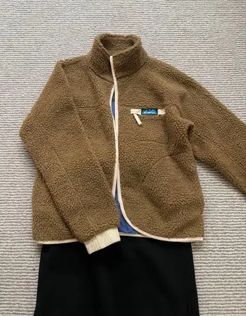 [컨디션 최상] KAVU 보아 플리스 자켓