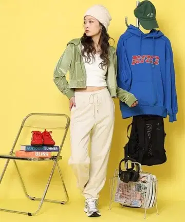 새상품 정가 11,880엔 NY 벨벳 크롭 후디 트랙 탑 후드티