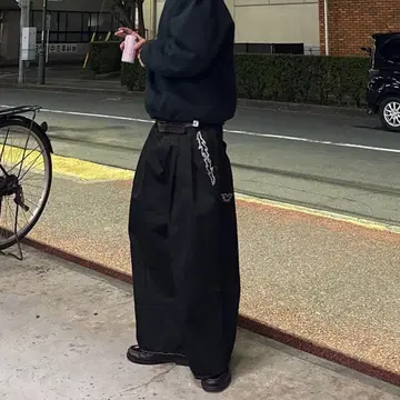 RED kAP 투 턱 치노 팬츠