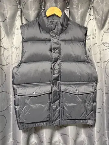 GAP 그레이 다운 베스트 XS